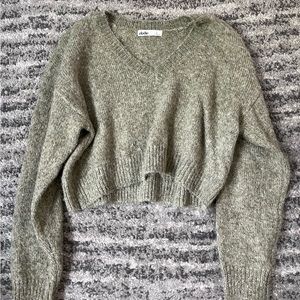 Elodie cropped Sweater